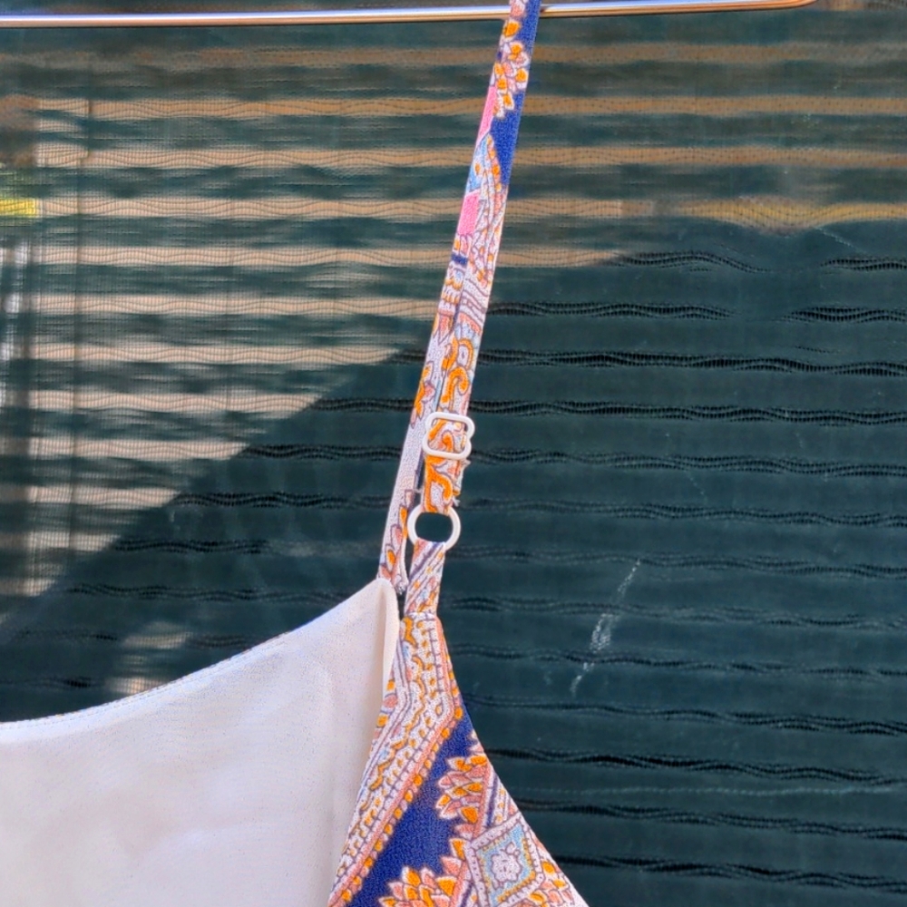 BCBGeneration Print Style Dress - Picture 4 of 5